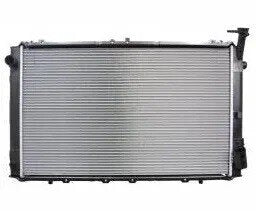Radiador para Nissan Patrol K260 motores RD28T + RD28