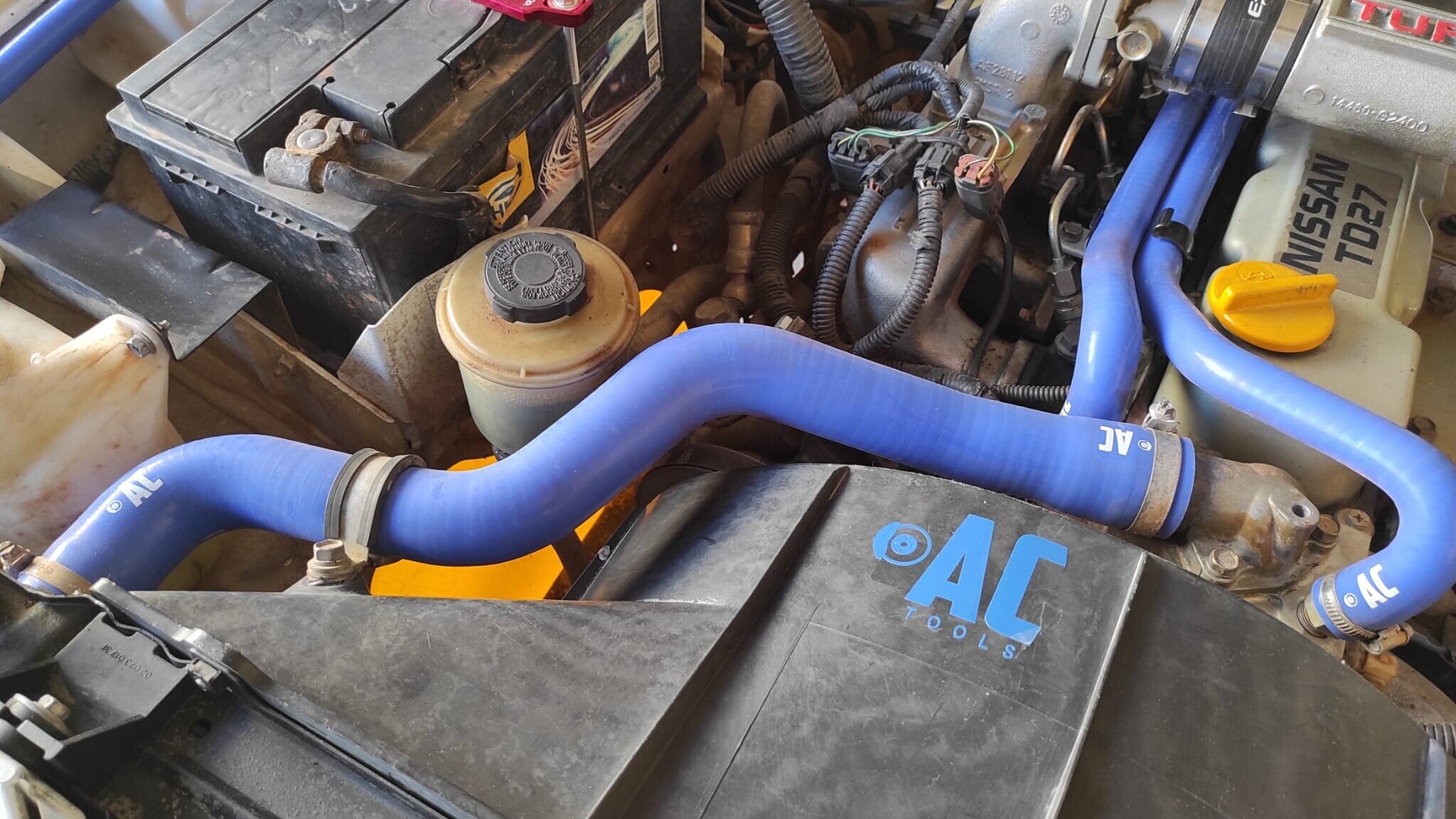 Kit Completo Manguitos de Agua Refrigerante para Nissan Patrol TD27 k260 260 - 10
