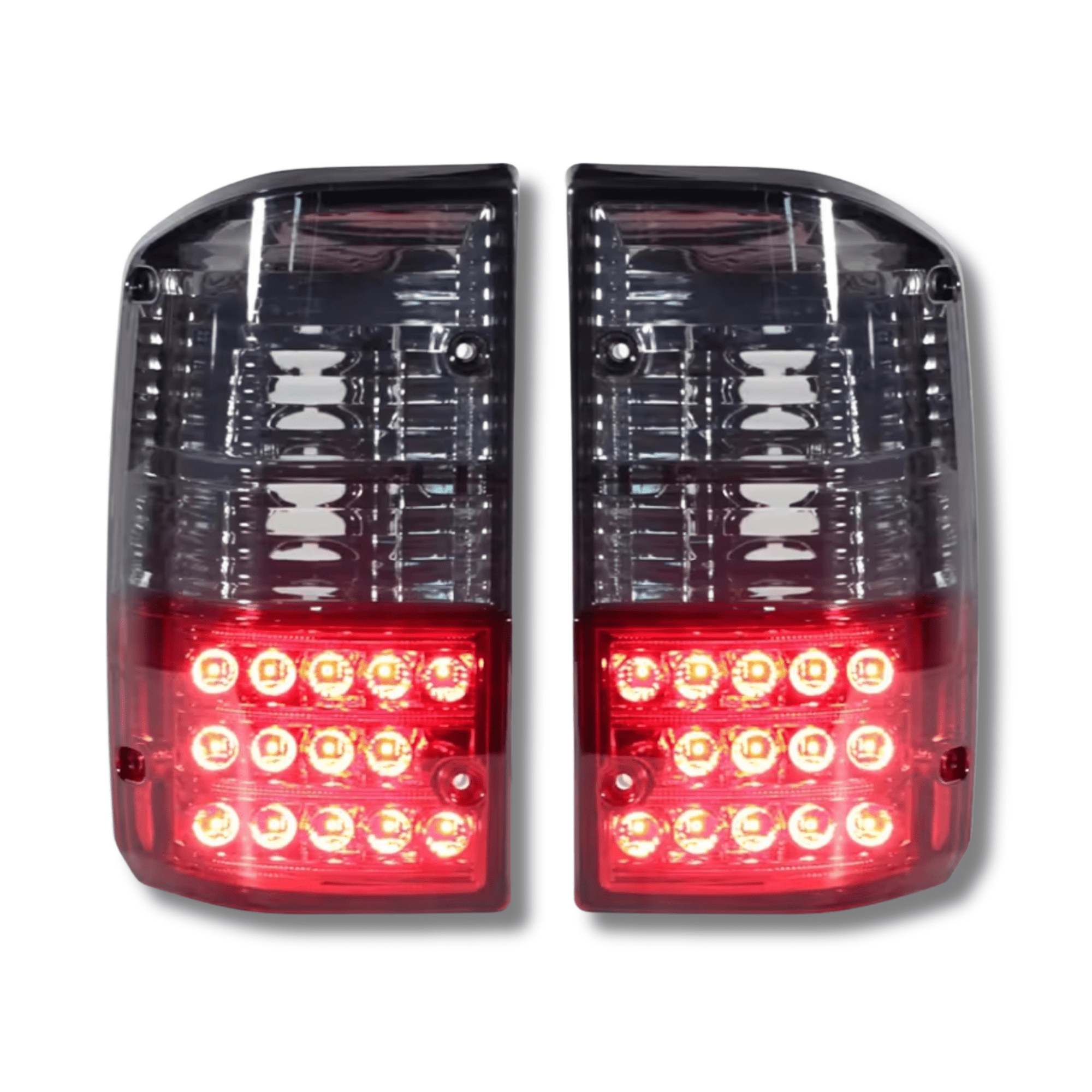 Pilotos LED Multifunción para Nissan Patrol Y60 - 2