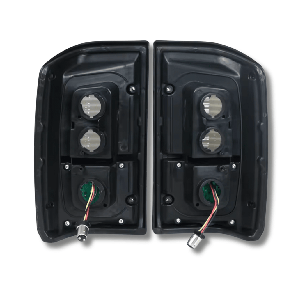 Pilotos LED Multifunción para Nissan Patrol Y60 - 3