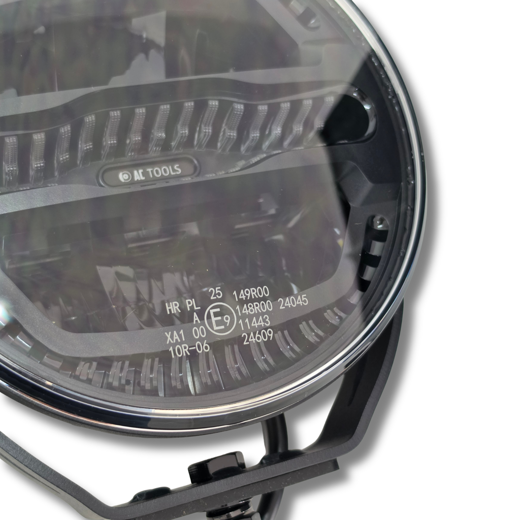 Foco LED Largo Alcance 7” Ultra Black 5500Lm 56W 1 lux-330m 10-30V